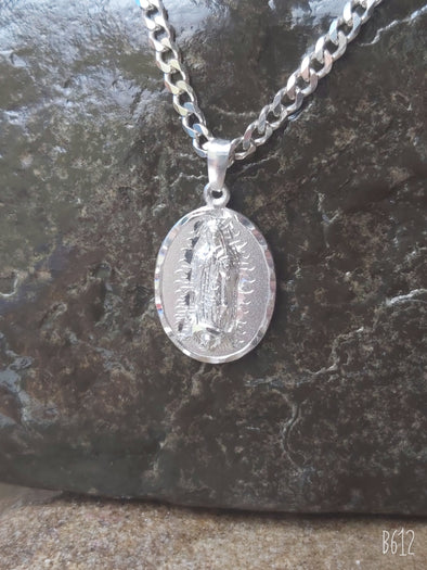 Medalla plata 925 Virgen de Guadalupe Ovalada